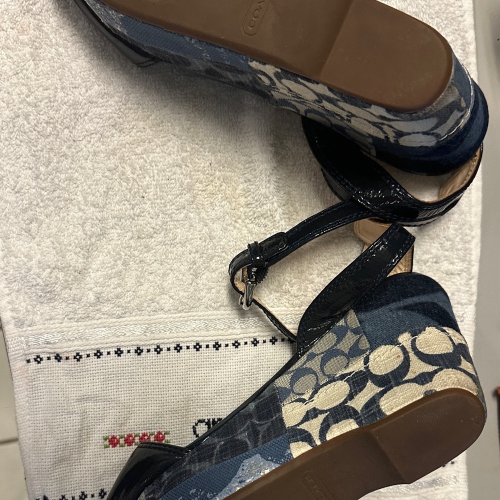 Coach Navy and Cream Patterned Sandals - Picture 3 of 5